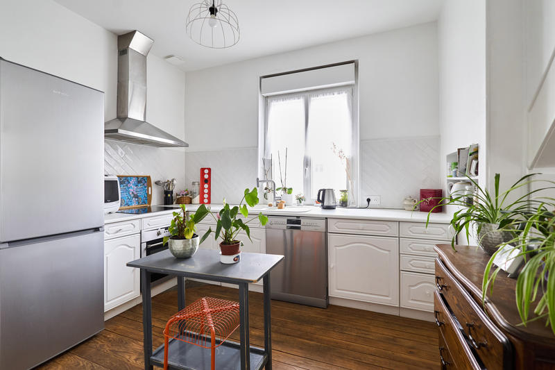 Appartement - 93 m² - 4 pièces