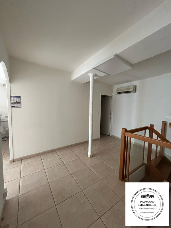 Local commercial - 89 m² - 5 pièces