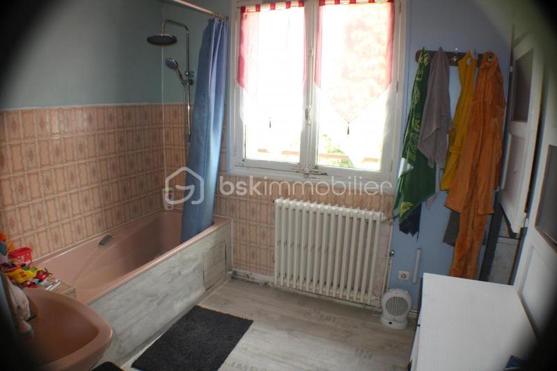 Maison - 100 m² - 5 pièces