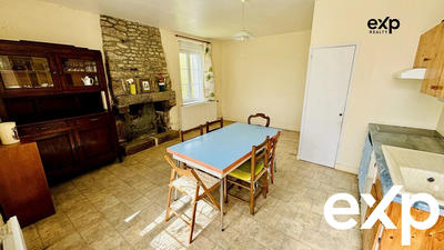 Maison traditionnelle - 143 m² - 7 pièces