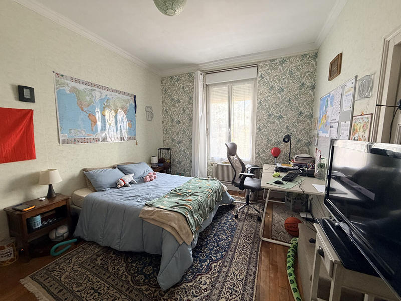 Appartement - 193 m² - 6 pièces