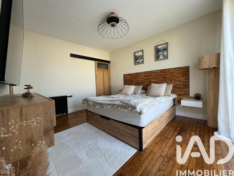 Maison - 190 m² - 8 pièces