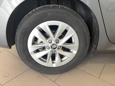 Skoda Fabia 1.0 Tsi 95 ch Evo 2 Bvm5 Selection