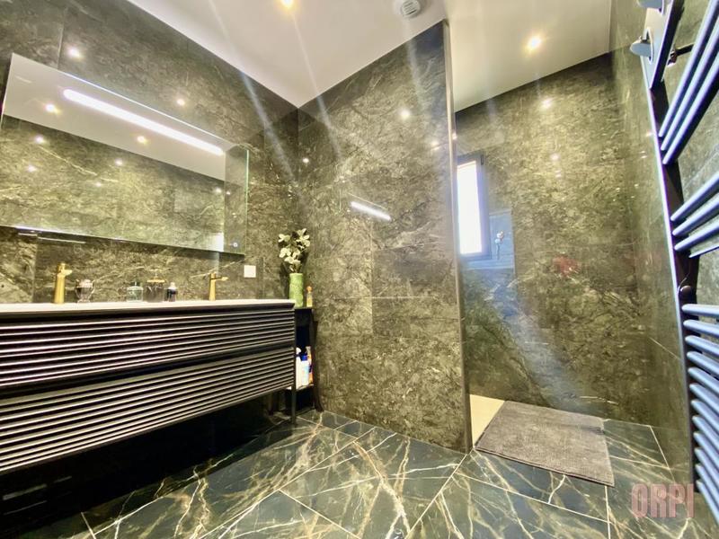 Villa - 150 m² - 5 pièces