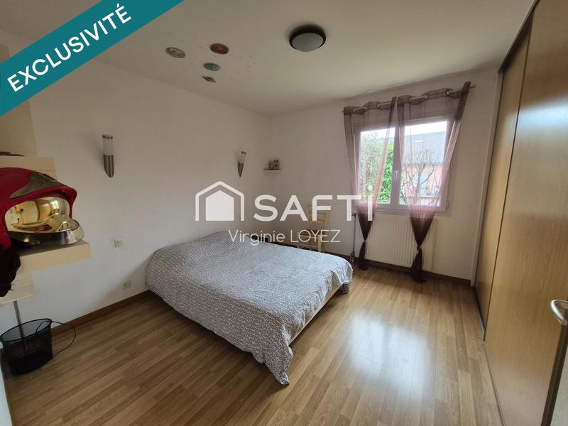 Maison - 270 m² - 11 pièces