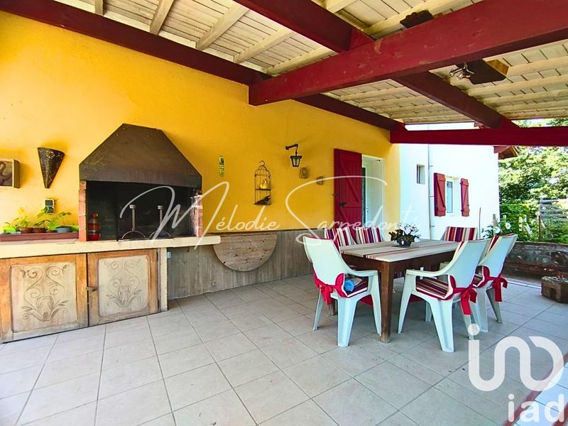 Maison - 293 m² - 10 pièces