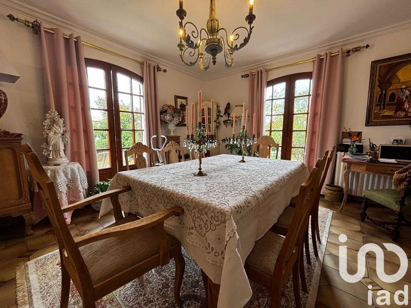 Maison - 140 m² - 5 pièces