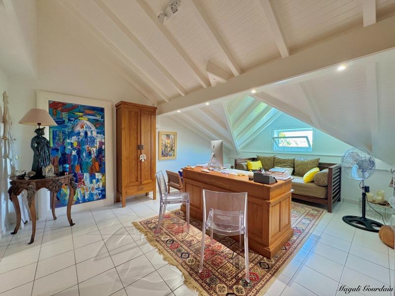 Appartement - 134 m² - 4 pièces