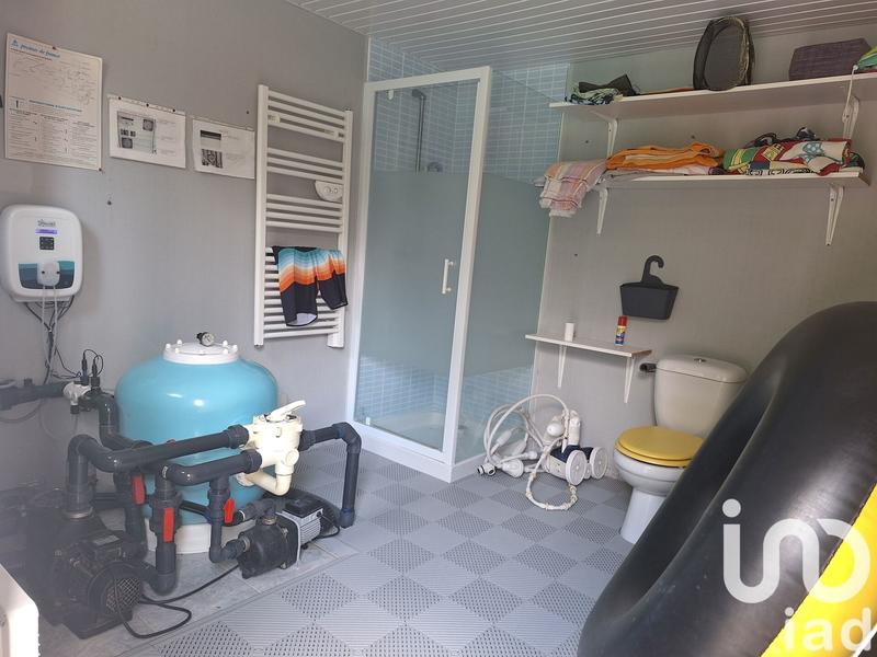 Maison - 250 m² - 8 pièces