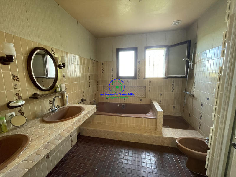 Maison - 141 m² - 6 pièces