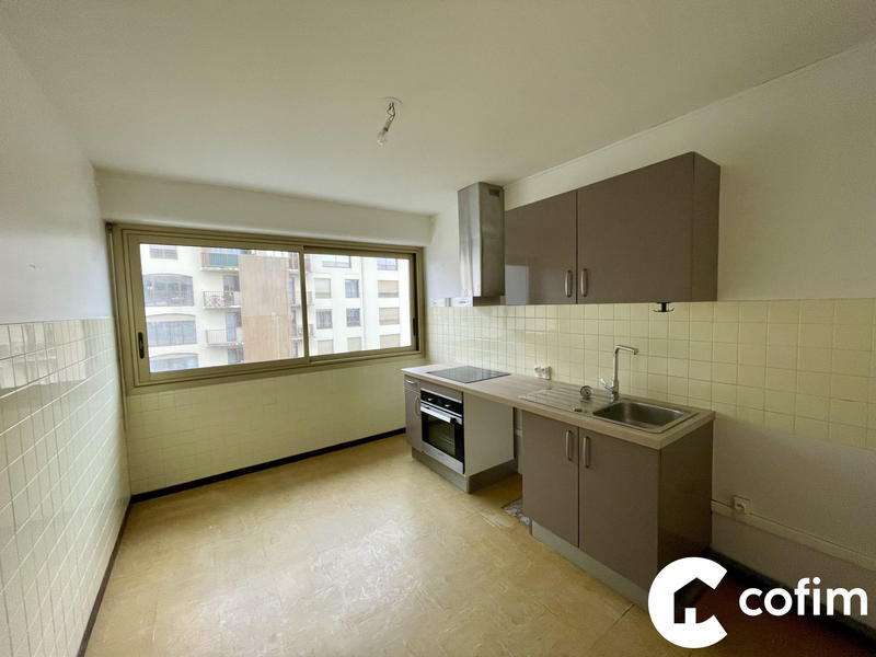 Appartement - 60 m² - 2 pièces