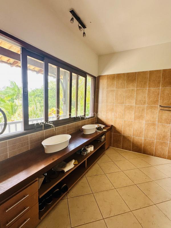 Villa - 460 m² - 7 pièces