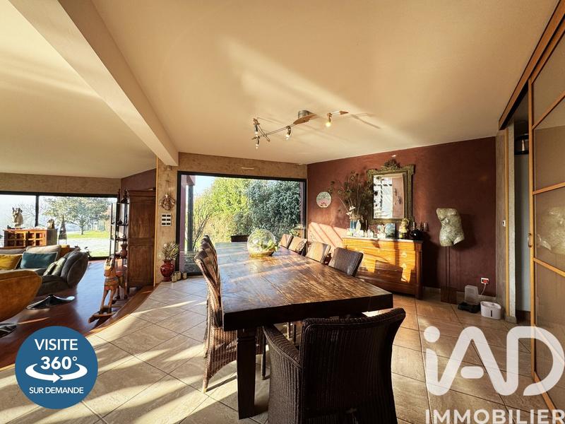 Maison de maîtres - 250 m² - 10 pièces