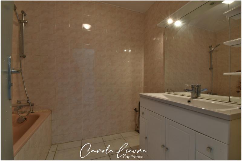 Maison - 99 m² - 4 pièces