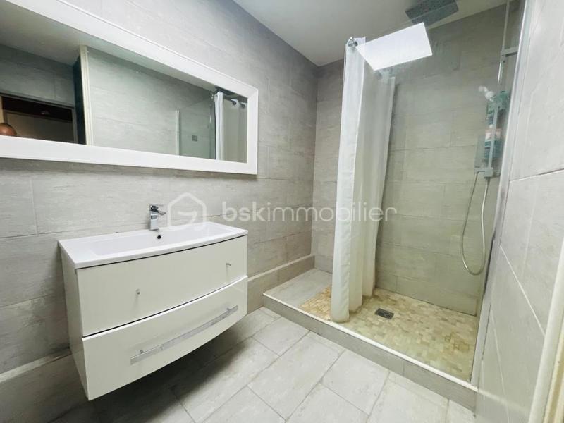 Appartement - 76 m² - 4 pièces