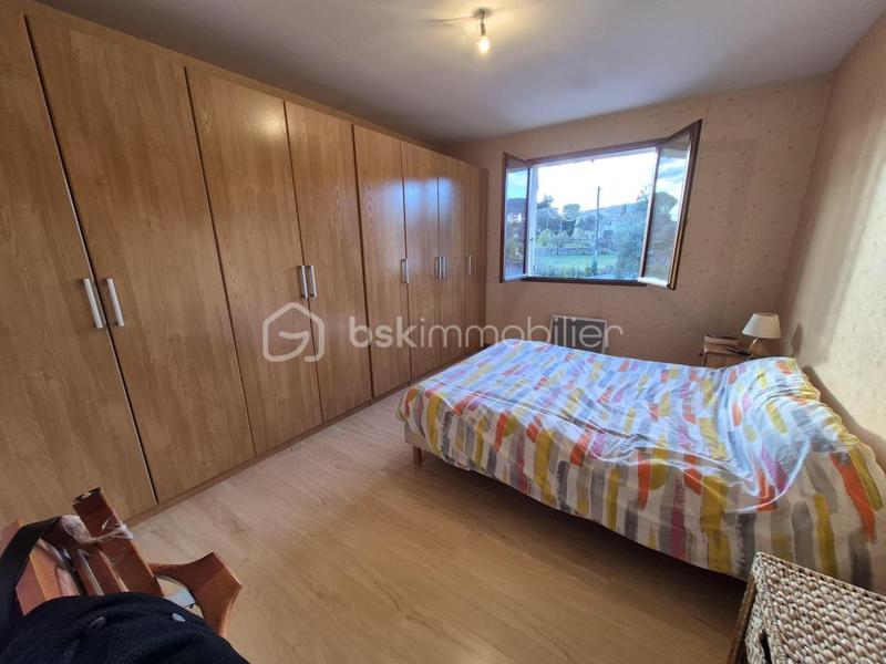 Maison - 188 m² - 7 pièces