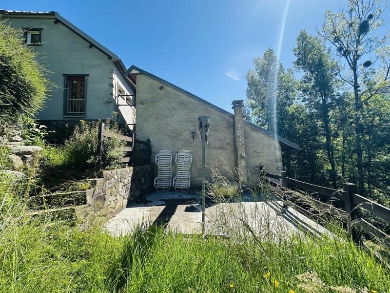 Maison - 98 m² - 4 pièces