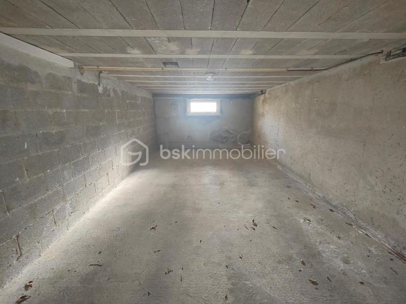 Maison - 99 m² - 5 pièces