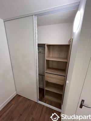 Chambre - 13 m² - 1 pièce