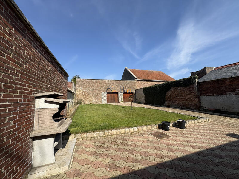 Maison - 80 m² - 5 pièces