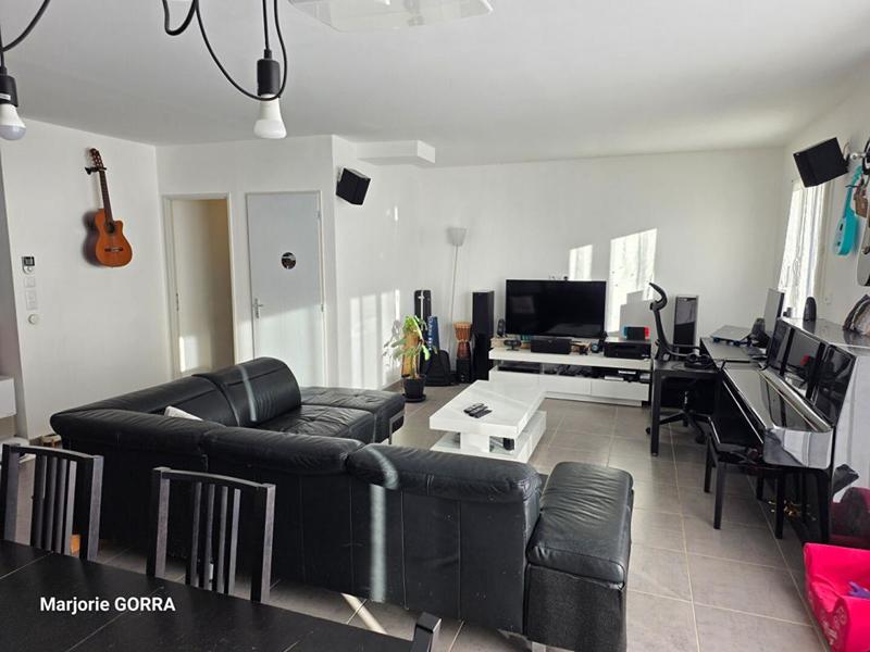 Maison - 94 m² - 4 pièces