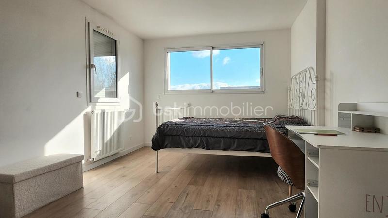 Maison - 170 m² - 6 pièces