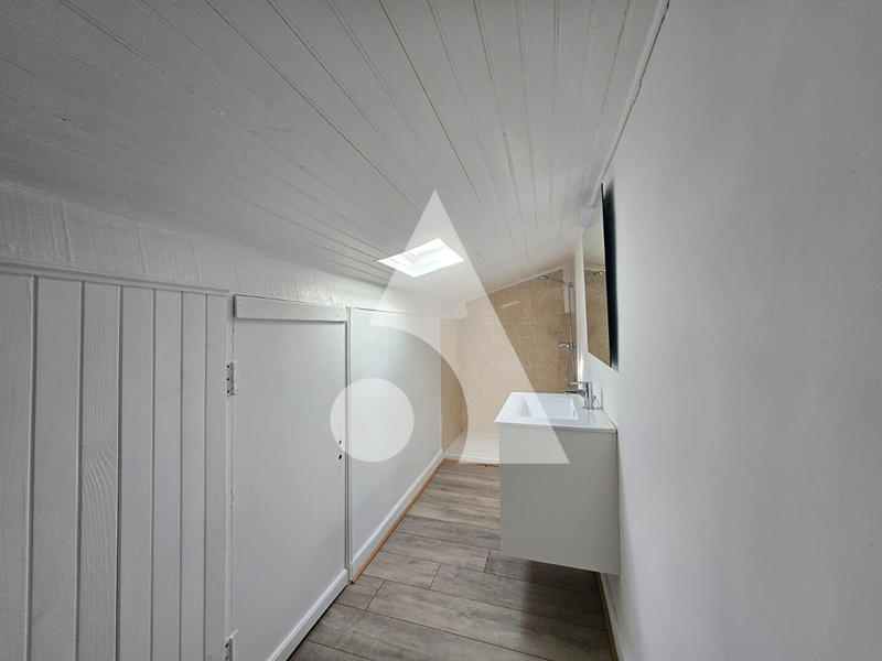 Appartement - 122 m² - 5 pièces