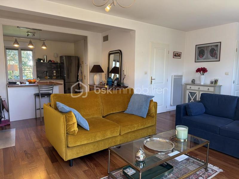 Maison traditionnelle - 105 m² - 5 pièces