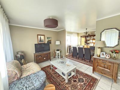 Appartement - 121 m² - 5 pièces