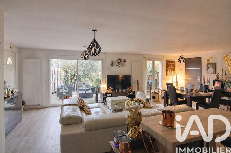 Maison - 94 m² - 4 pièces