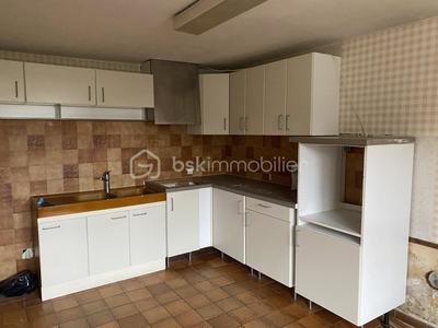 Maison traditionnelle - 130 m² - 4 pièces