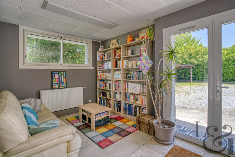 Maison - 254 m² - 7 pièces