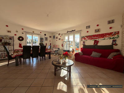 Maison - 160 m² - 5 pièces