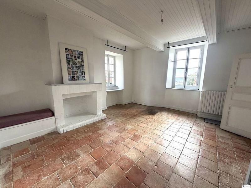 Maison traditionnelle - 106 m² - 5 pièces
