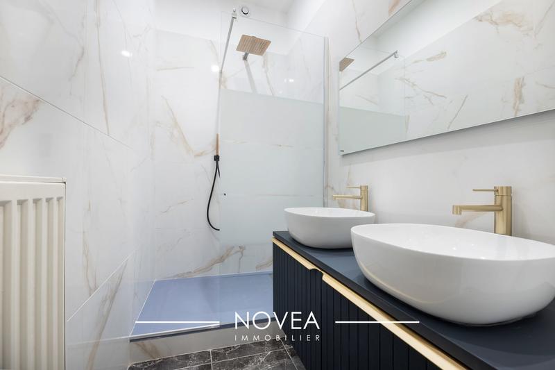 Appartement - 124 m² - 5 pièces