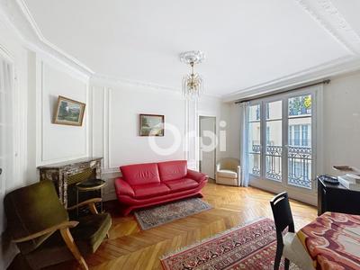 Appartement - 100 m² - 5 pièces