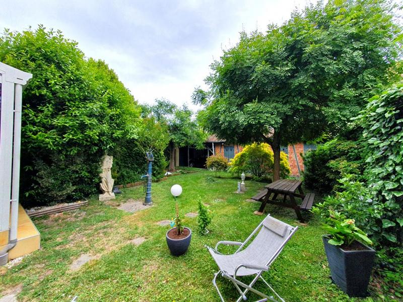 Maison - 205 m² - 10 pièces