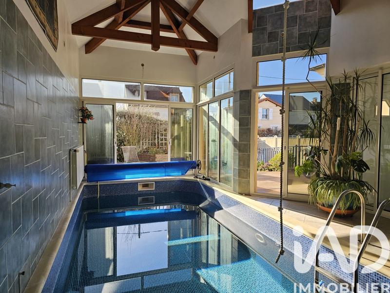 Maison - 120 m² - 7 pièces