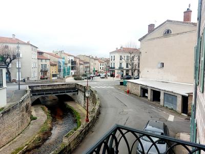 Appartement - 95 m² - 5 pièces