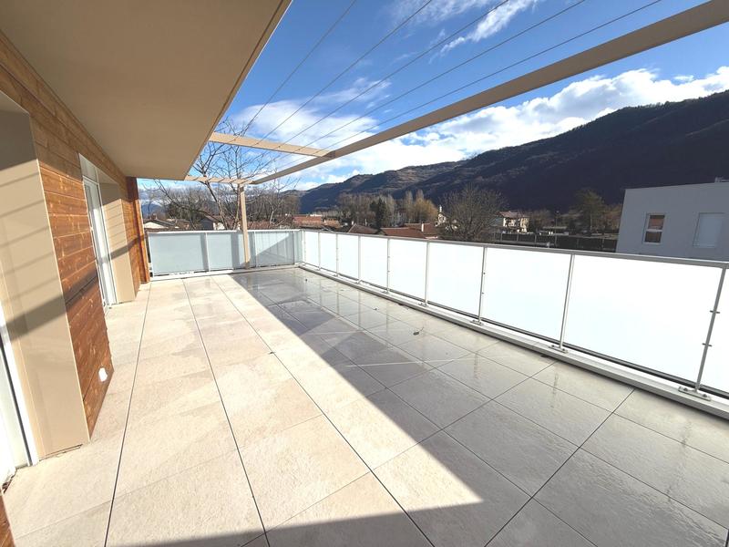 Appartement - 64 m² - 3 pièces