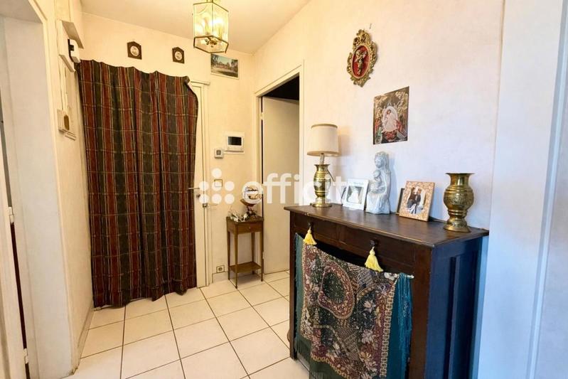 Appartement - 98 m² - 4 pièces