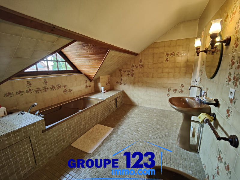 Maison - 110 m² - 5 pièces