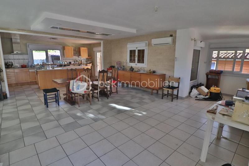 Maison - 158 m² - 6 pièces