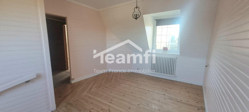 Maison traditionnelle - 96 m² - 4 pièces