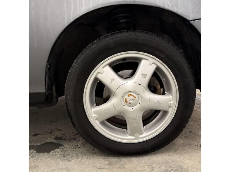 Nissan Micra 1.2i - 80 Acenta Pack a