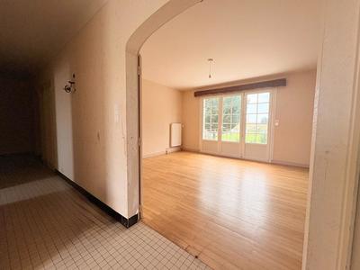 Maison - 142 m² - 7 pièces