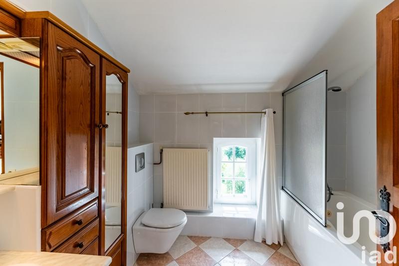 Maison - 330 m² - 7 pièces