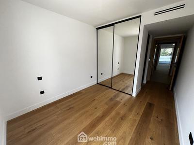 Appartement - 85 m² - 3 pièces