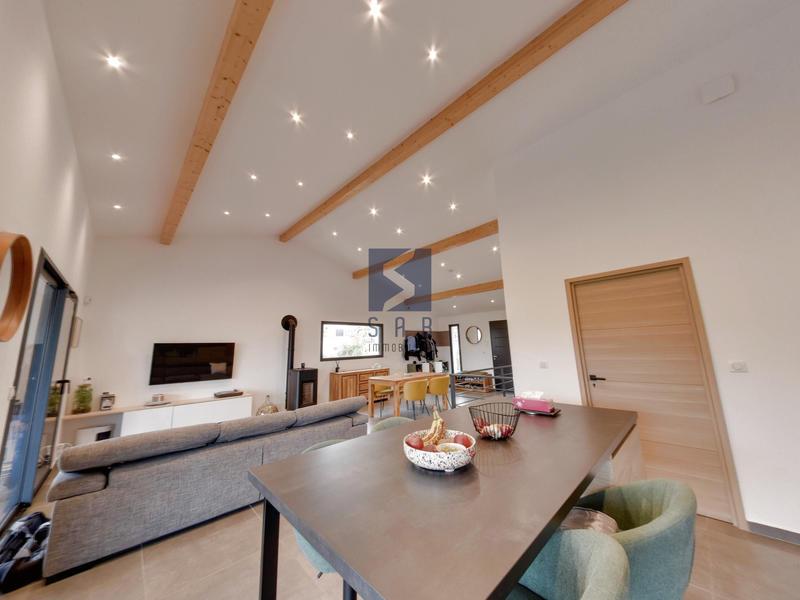 Villa - 120 m² - 5 pièces