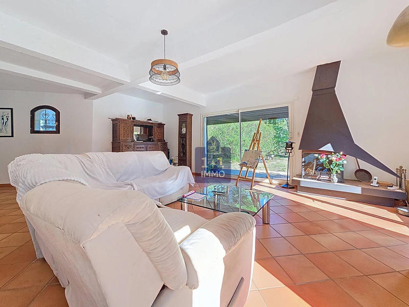 Maison - 179 m² - 6 pièces